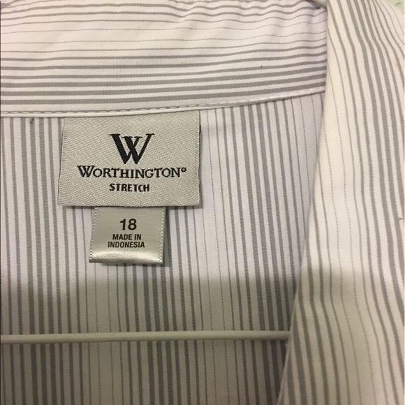 Button down shirt - Picture 3 of 3