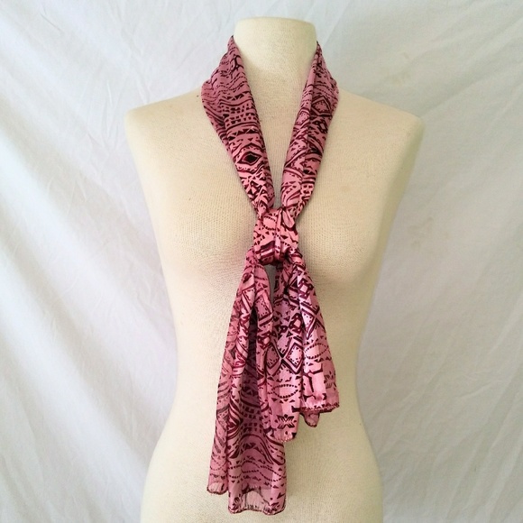 💗 Silky Scarf #hundredsofscarves - Picture 1 of 4