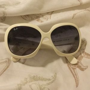 Ray ban white sunglasses (authentic)