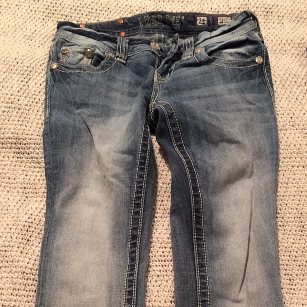 Miss Me straight leg jeans