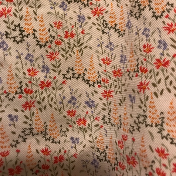 Women's Liz Claiborne Capris Size 16 - Picture 3 of 3