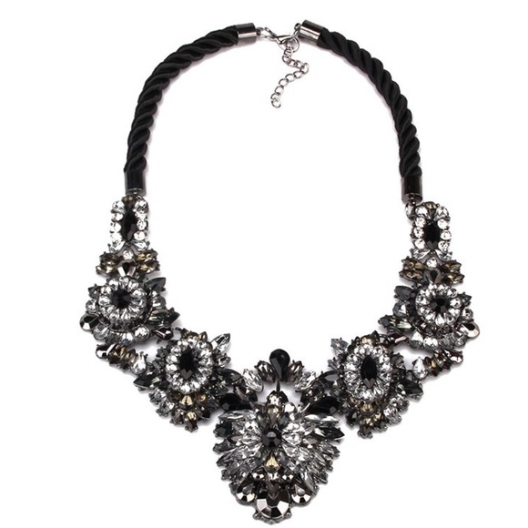New Black ice handmade statement necklace - Picture 1 of 4