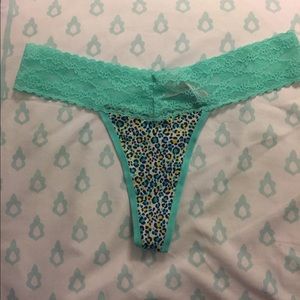 Victoria's Secret thong BNWOT