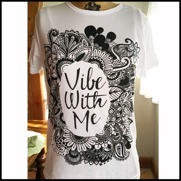 "Vibe With Me" Women's Tee - Picture 2 of 7