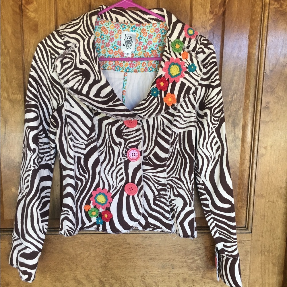 Ivy Jane Jacket 🌸