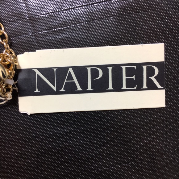 ✨NAPIER necklace. - Picture 2 of 3