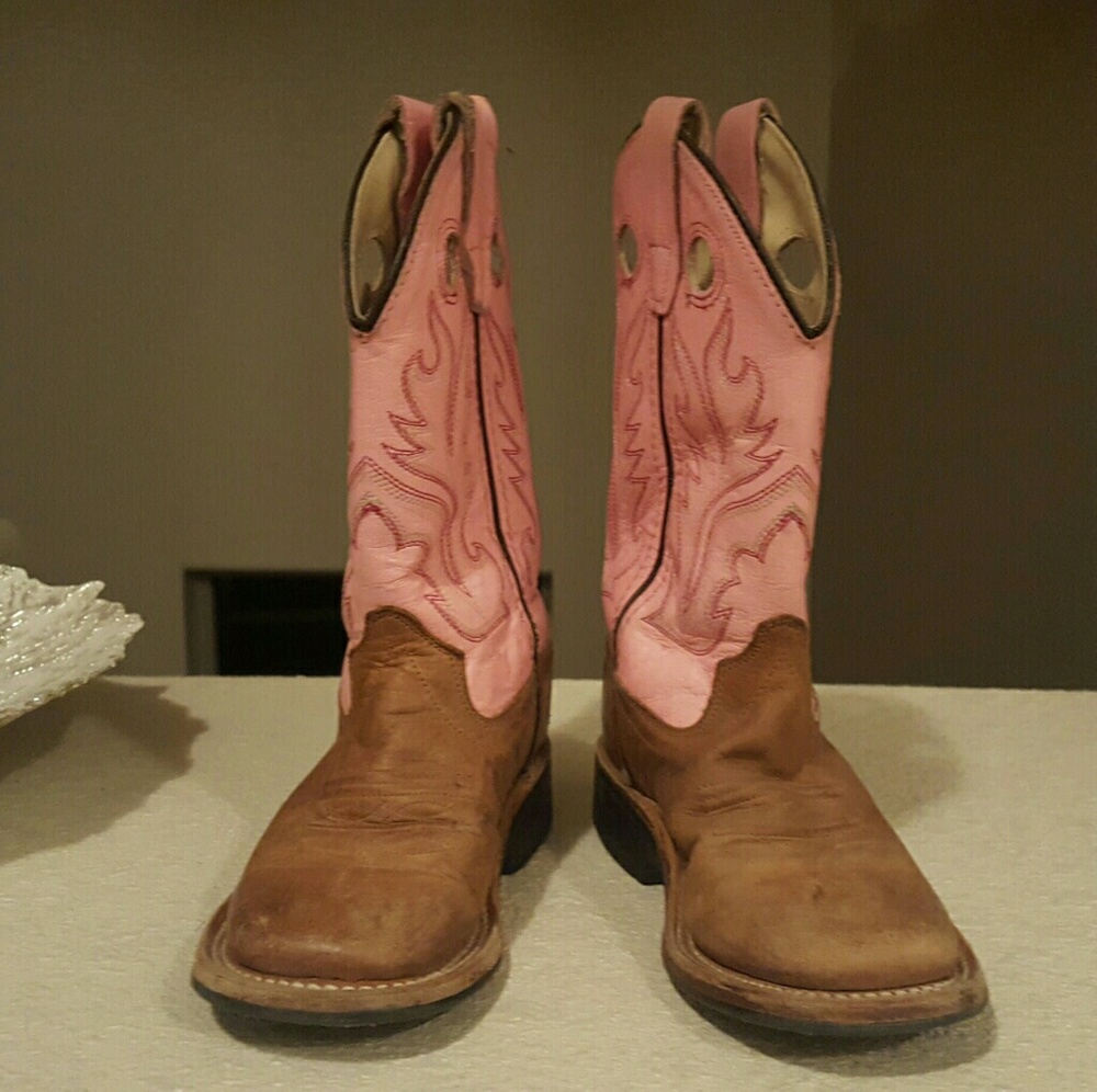 Old West leather cowboy boots