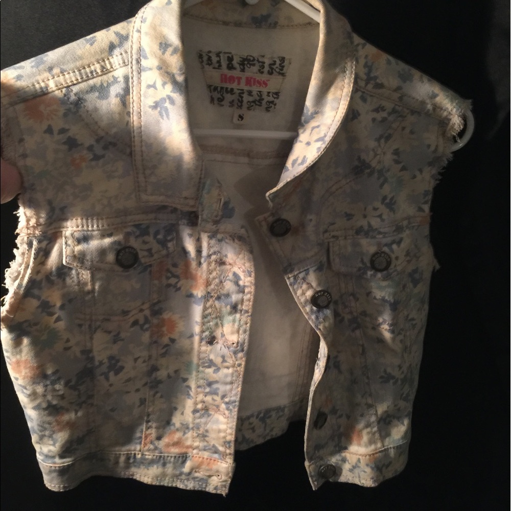 Floral half sleeve jean jacket