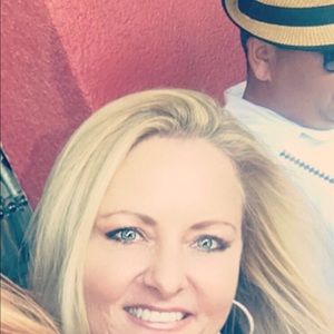 Meet your Posher, Georgia