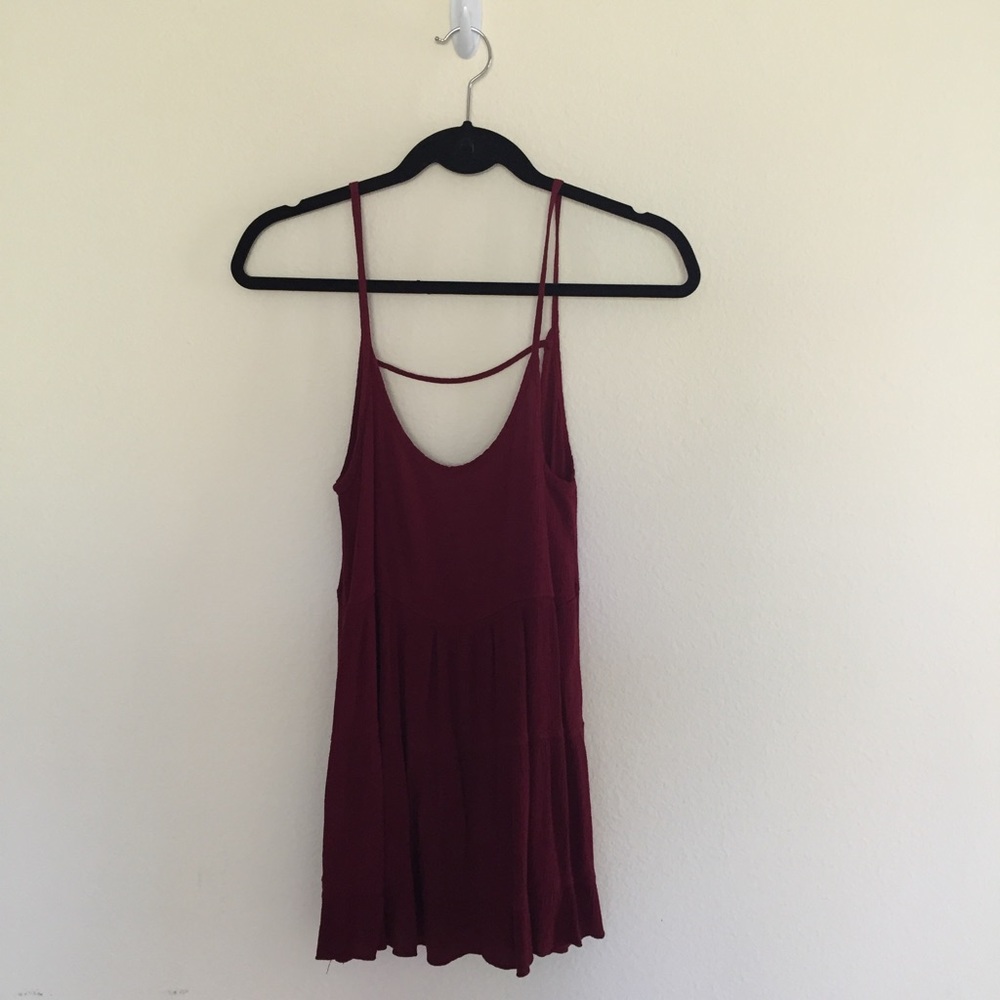 Maroon tank