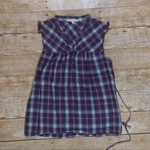 Purple plaid pullover button up sleeveless top