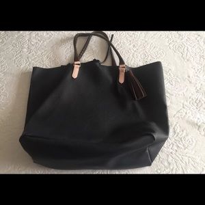 ZARA TOTE BAG - Black / Dark Navy Blue. NWT.