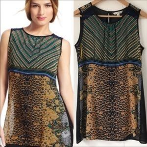 👚Super cute CAbi Top. Size S. Never worn. No tags