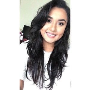 Meet your Posher, Valentina