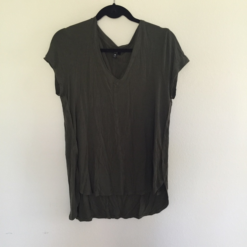 Army green loose top