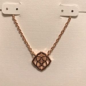 NWOT Rose Gold Decklyn.