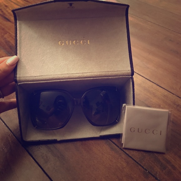 Gucci Accessories - Authentic Gucci 3508 Square Bamboo Sunglasses