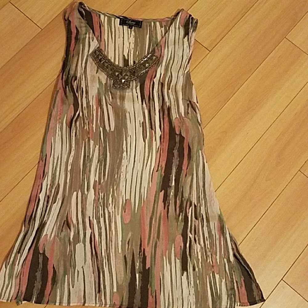 REDUCED...  Gorgeous silk top