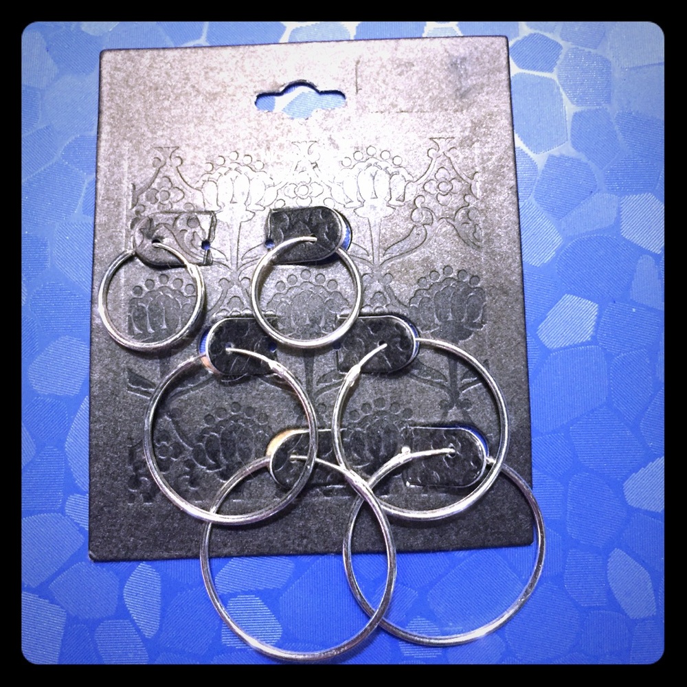 💕3 for $12 bundle *Hoop Earrings💕