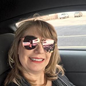 Meet your Posher, Misti