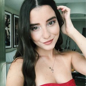 Meet your Posher, Luiza
