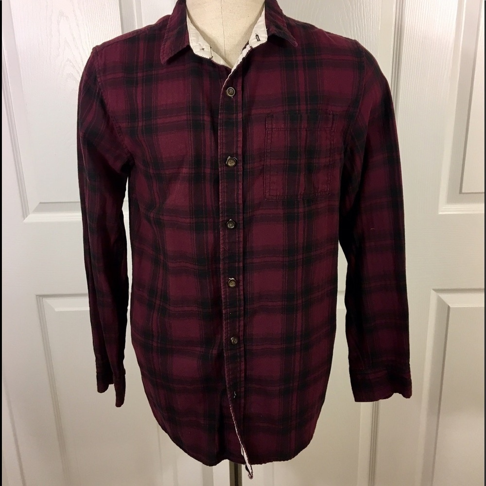 Pacsun men's longer length plaid shirt