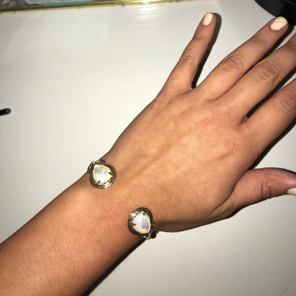 Kendra Scott bracelet