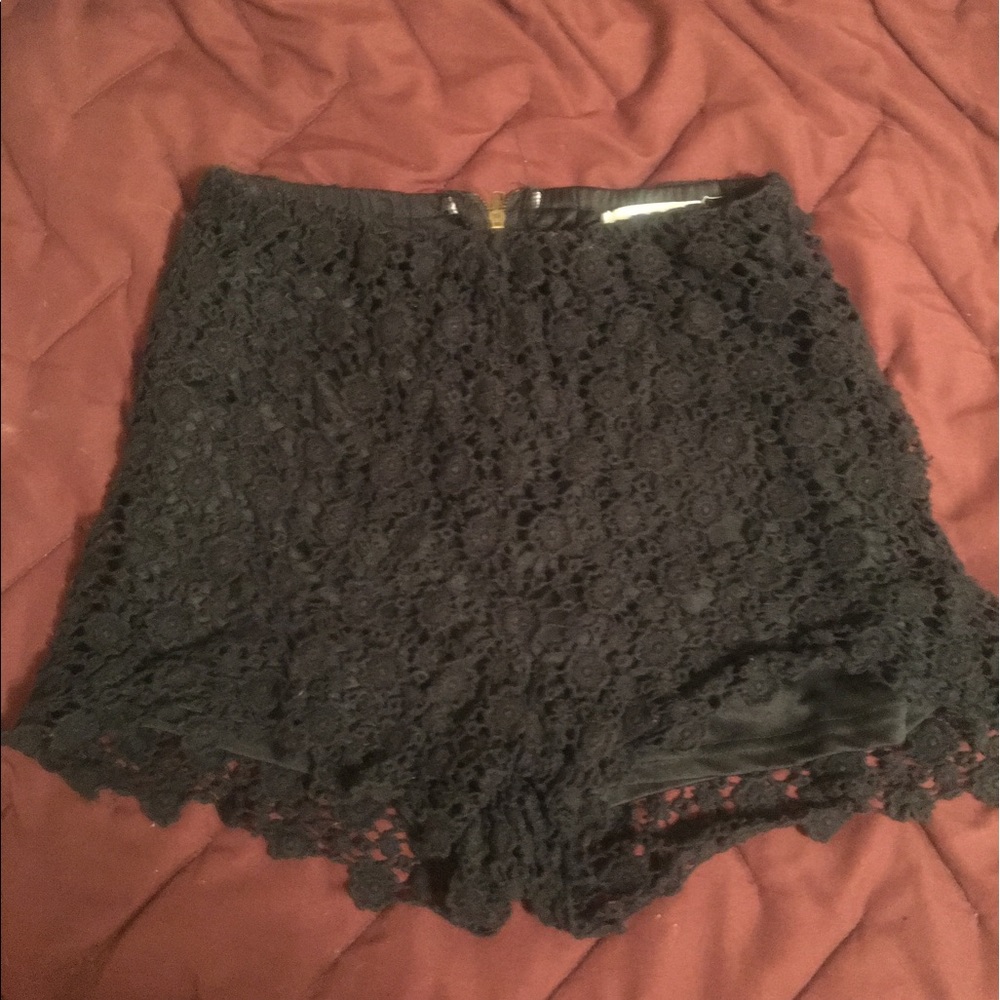 High rise Lace Shorts