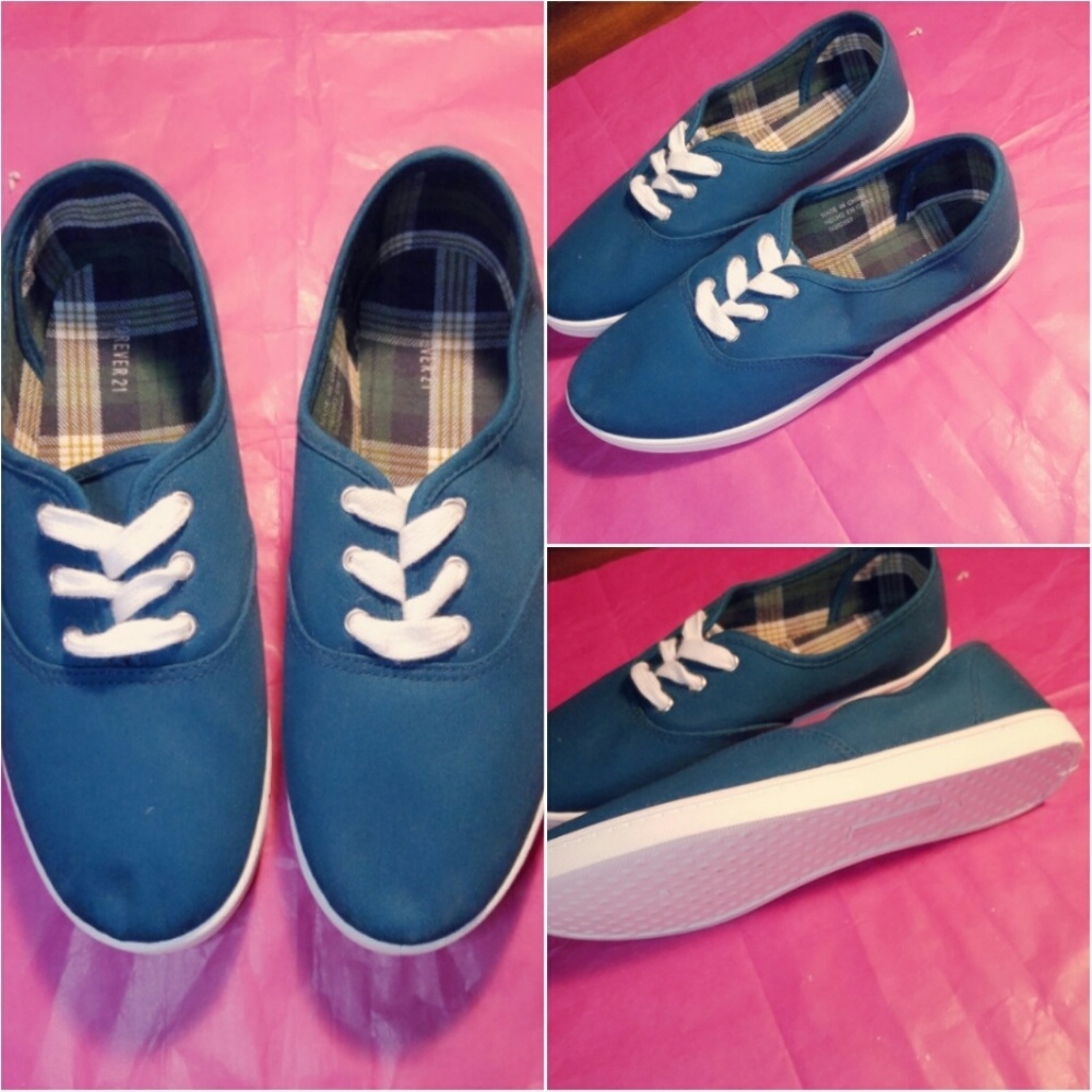 Teal flat sneakers