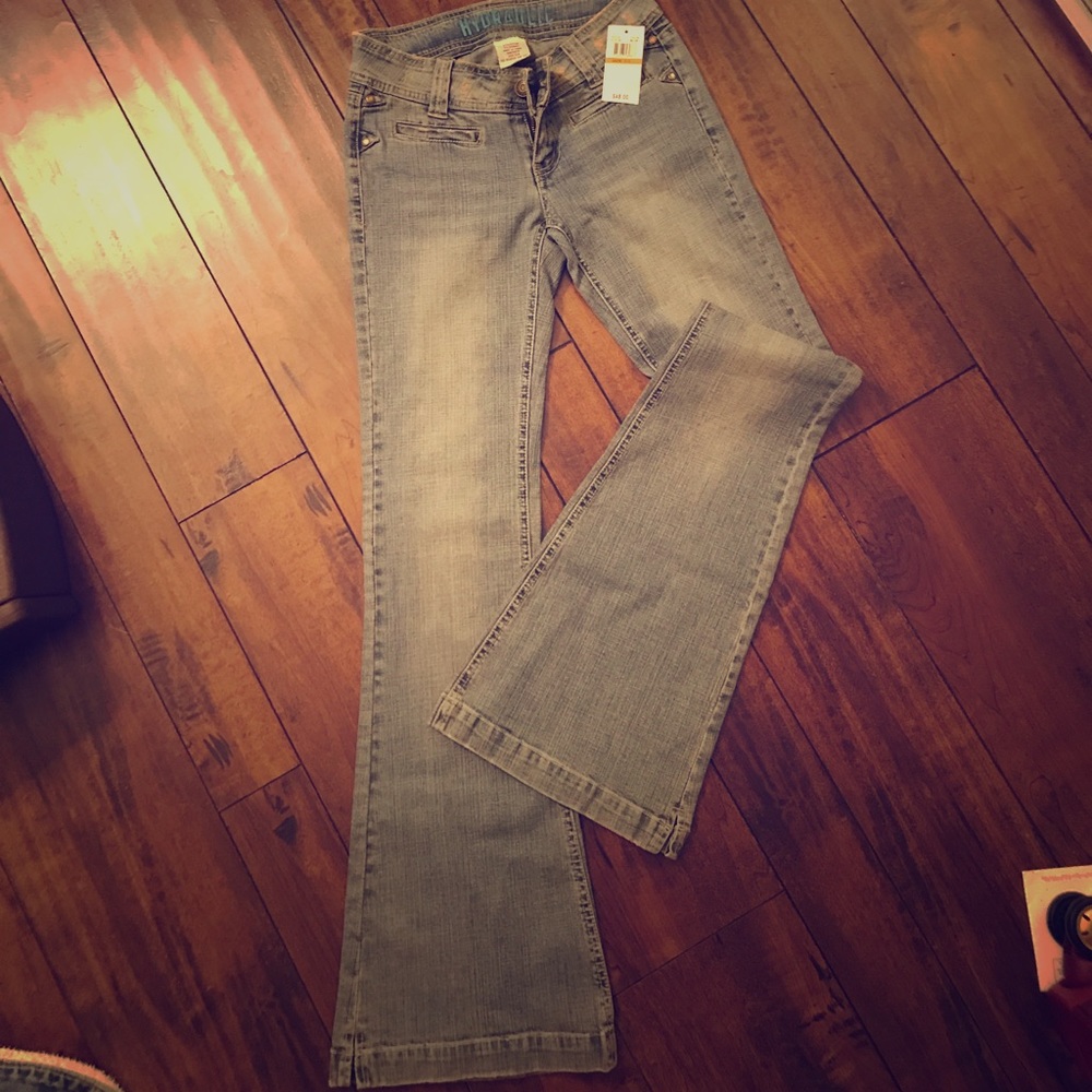 NEW Hydraulic Size 3/4 Light Wash Jeans