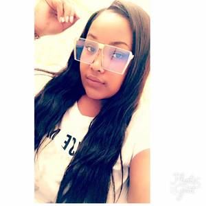 Meet your Posher, Jade