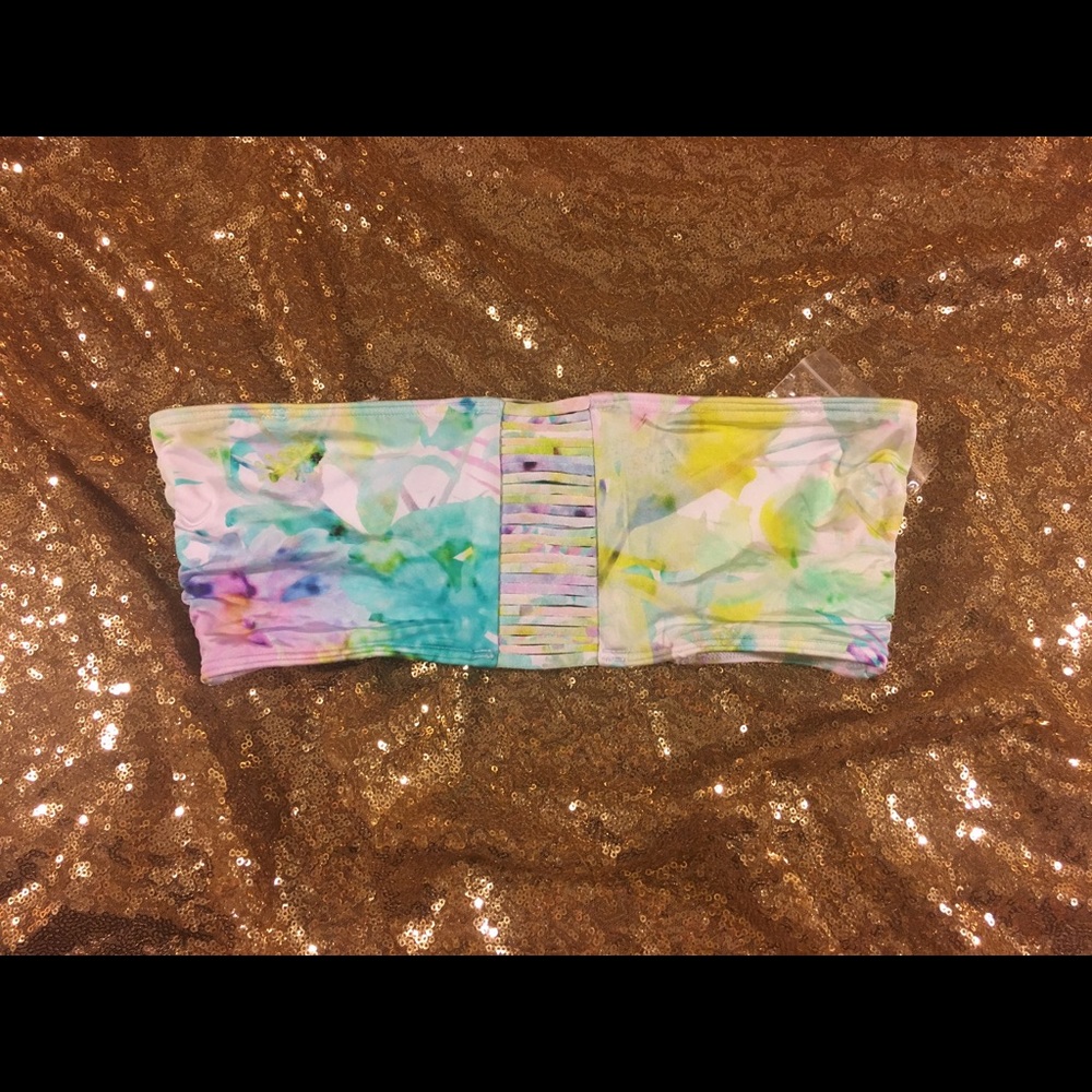 NWOT Victoria's Secret Watercolor Bikini Top