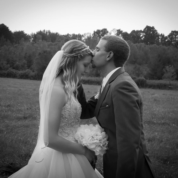 Meet your Posher, Katelyn - Picture 1 of 1