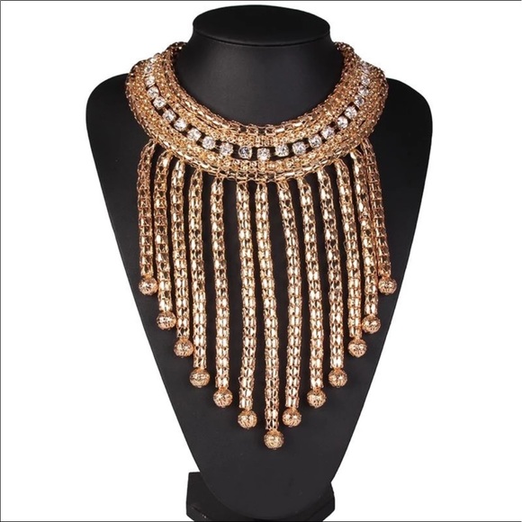 New Gold Drop Necklace - Picture 1 of 3