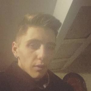 Meet your Posher, Chase