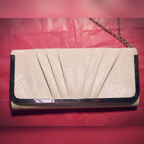Sparkly clutch - Picture 1 of 1