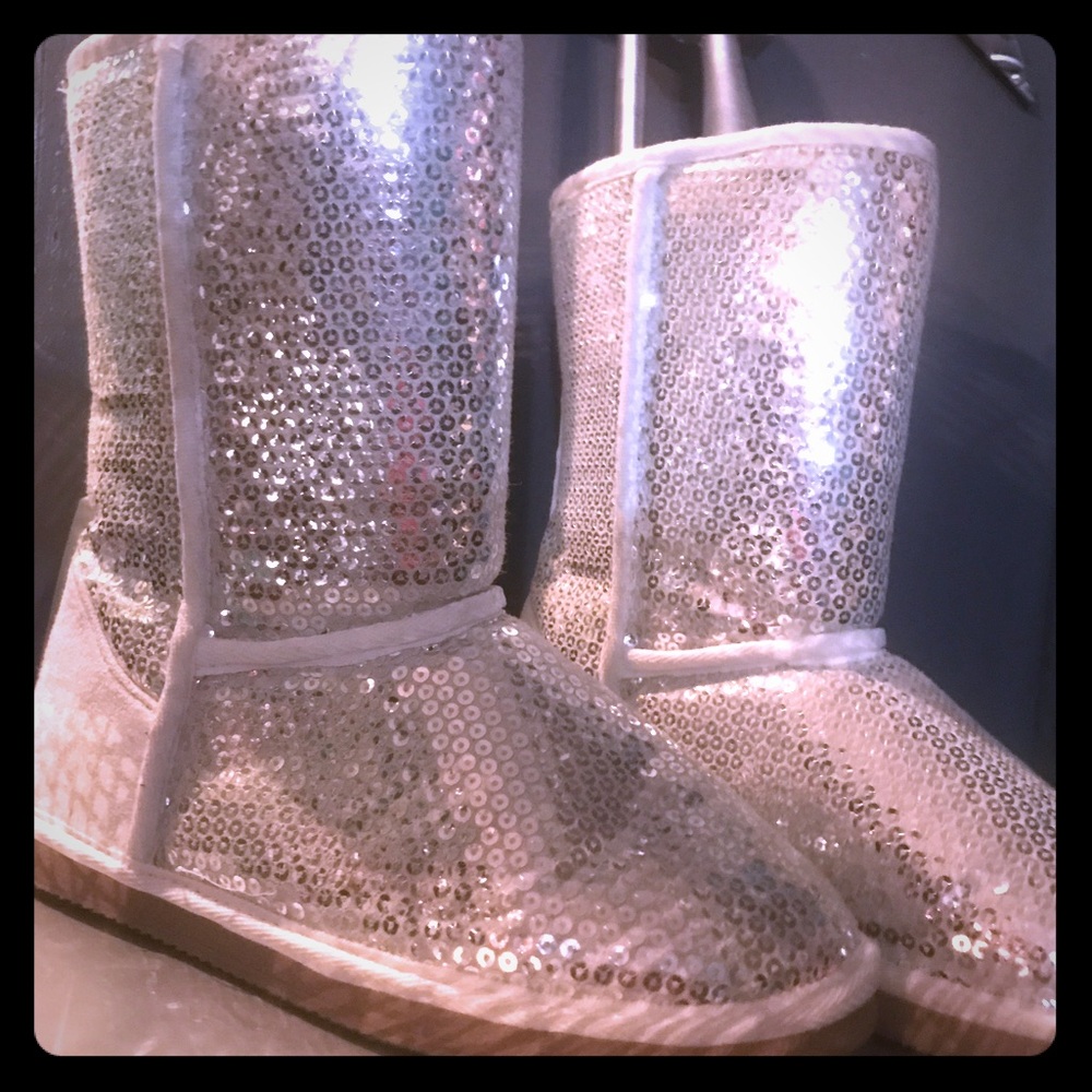 Ugh Sparkle Boots ✨ by Just Fab size 10