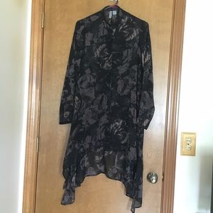 Divided Hi-Low Floral Print Sheer Blouse Sz 6