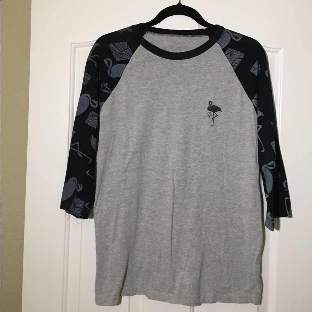 Long sleeve shirt.