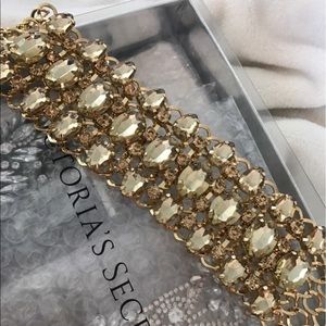 New Gold Statement Choker