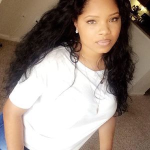 Meet your Posher, Amber