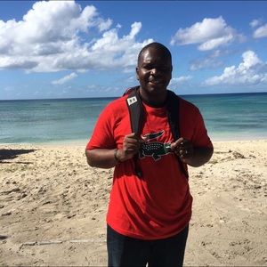 Meet your Posher, Gregory