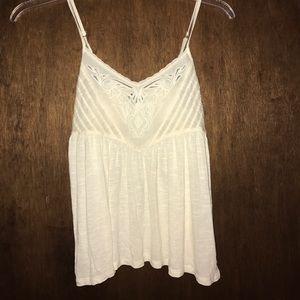 NWOT Cream American Eagle detailed tank top