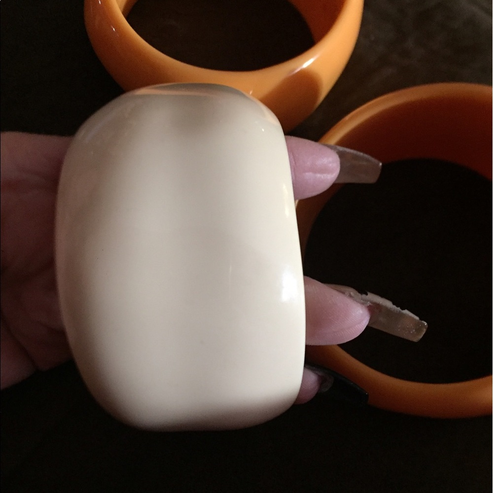 COOL THICK PEACH & BEIGE BRACELETS