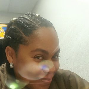 Meet your Posher, Tanesha