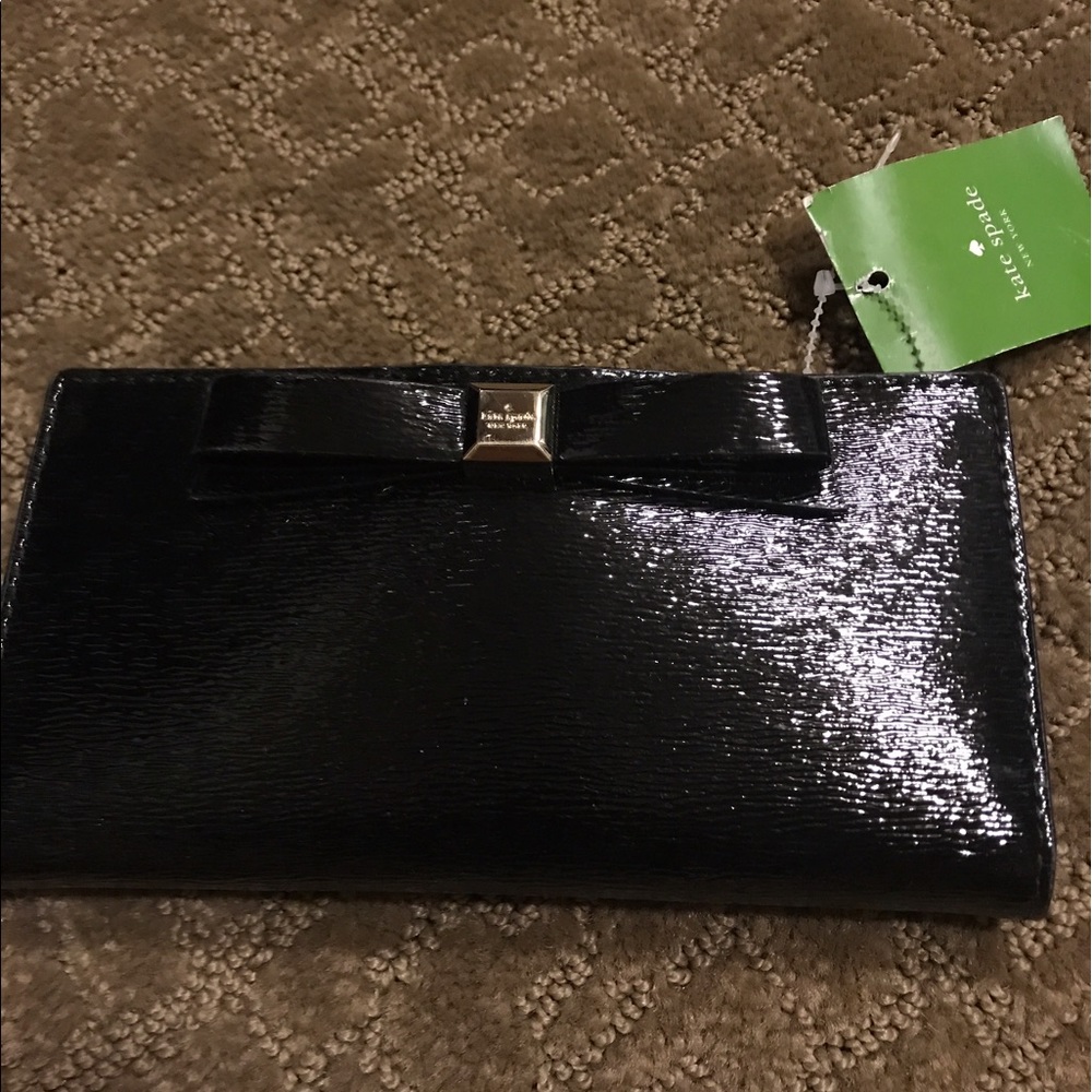 Kate Spade patent leather wallet
