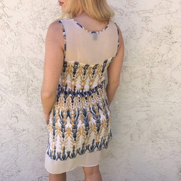 Sleeveless Summer Dress - Picture 2 of 2