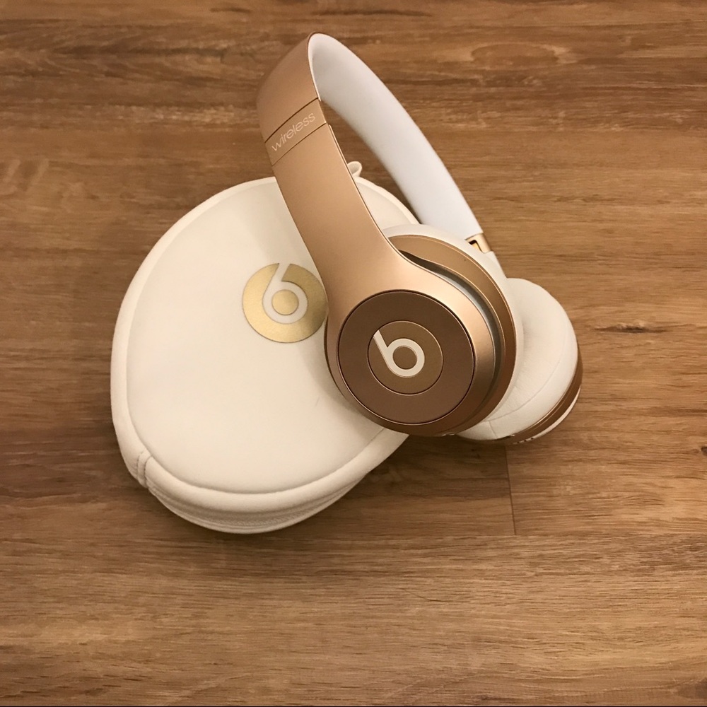 Gold Beats Solo wireless & wired headphones