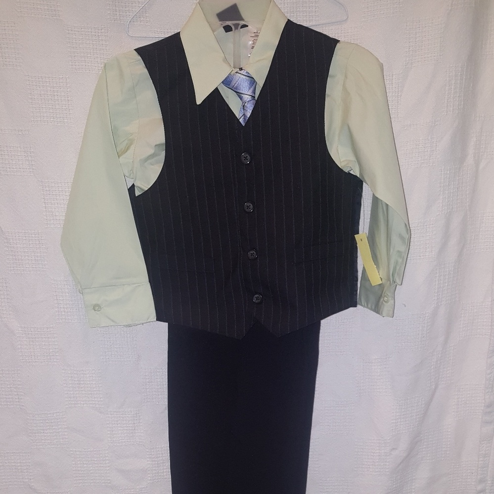 Boys 2-PC  New Outfit
