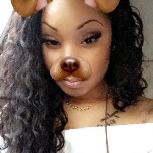 Meet your Posher, Talia